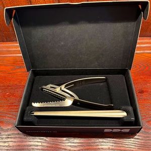 Lobster cracker and picks